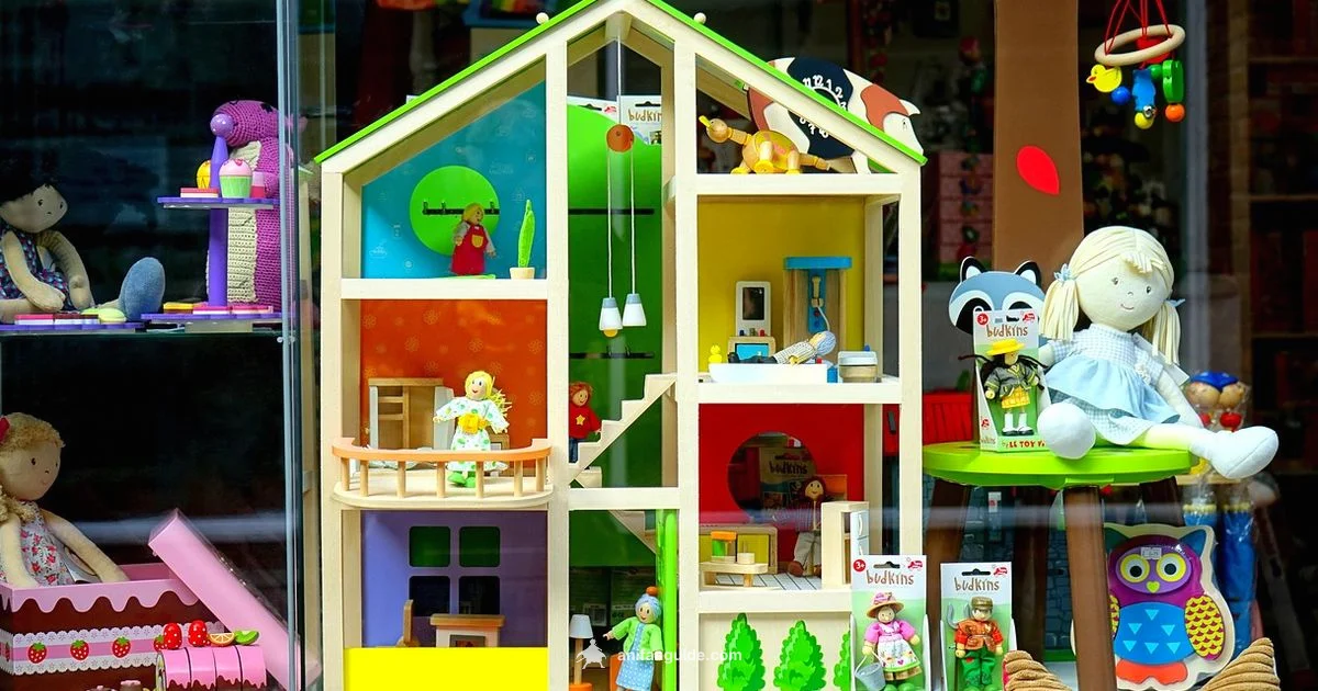 Anime Gift Guide Anime Gift Guide - AniFanGuide